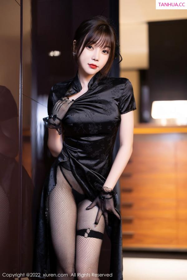 陈芝 芝芝Booty [XiuRen]高清写真图 2022.09.01 No.5532 徐莉芝Booty第45张图片